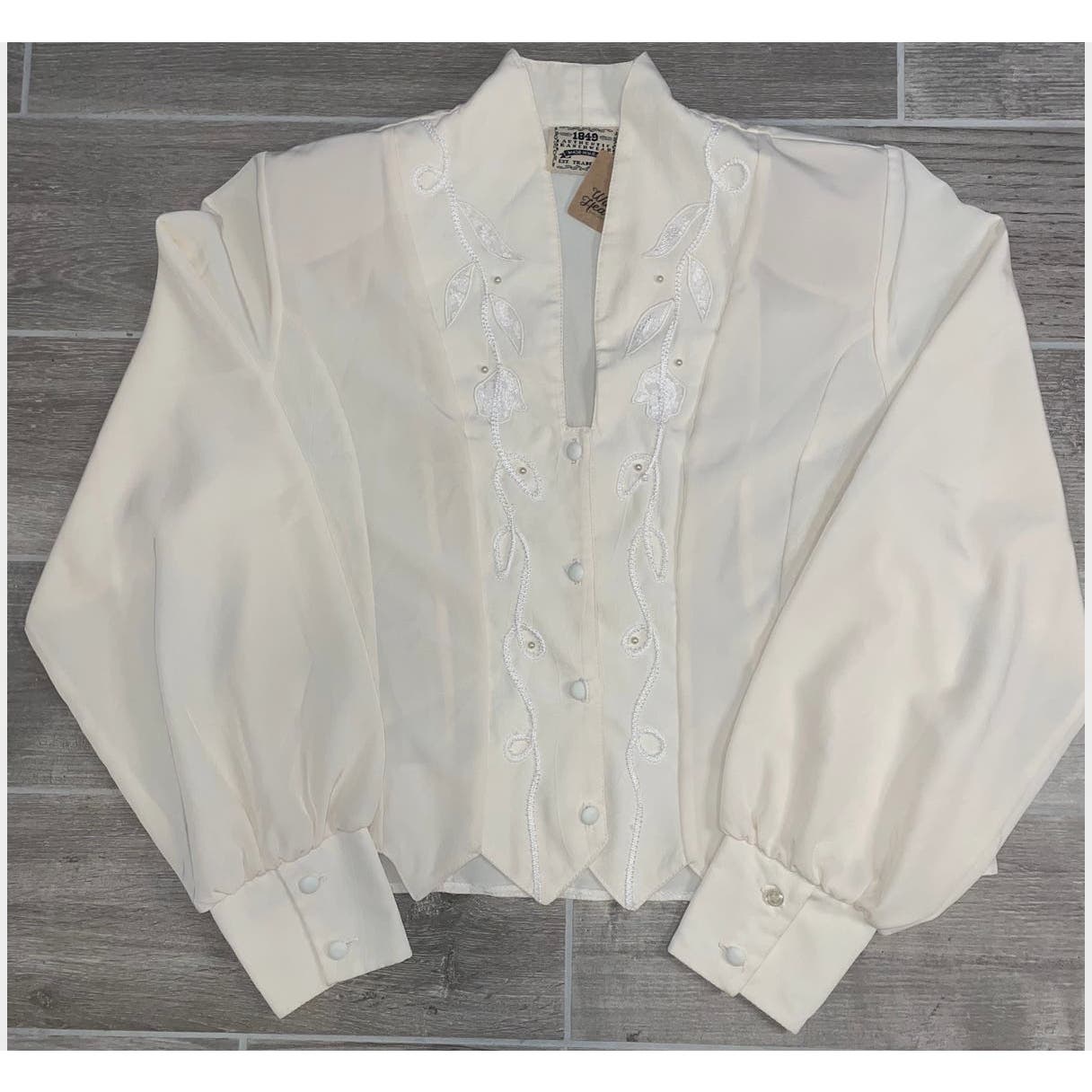 Vintage Cream Lace Blazer