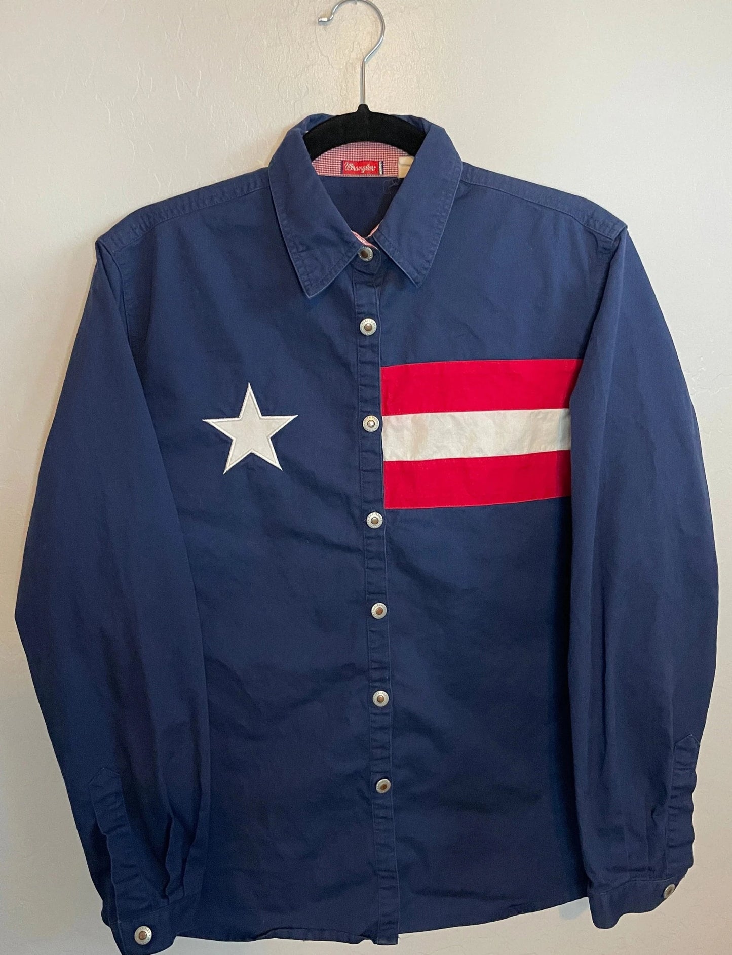 Vintage Navy Wrangler Button Up with Flag